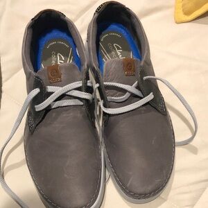 Clarks Men’s Gray Leather Boat Shoes with Light Gray Laces